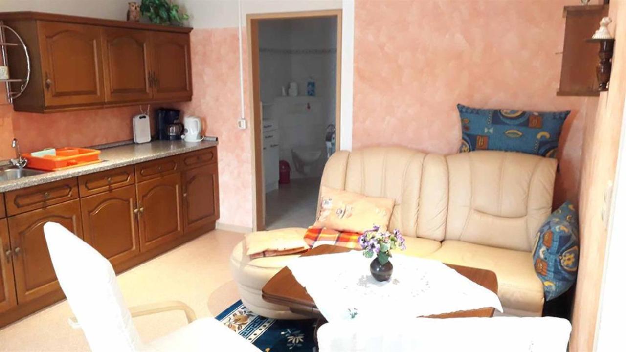 Ferienwohnung Suetovius クロルト・オーバーヴィーゼンタール エクステリア 写真