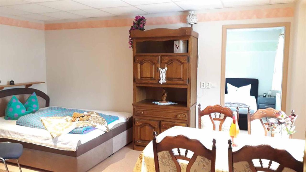 Ferienwohnung Suetovius クロルト・オーバーヴィーゼンタール エクステリア 写真